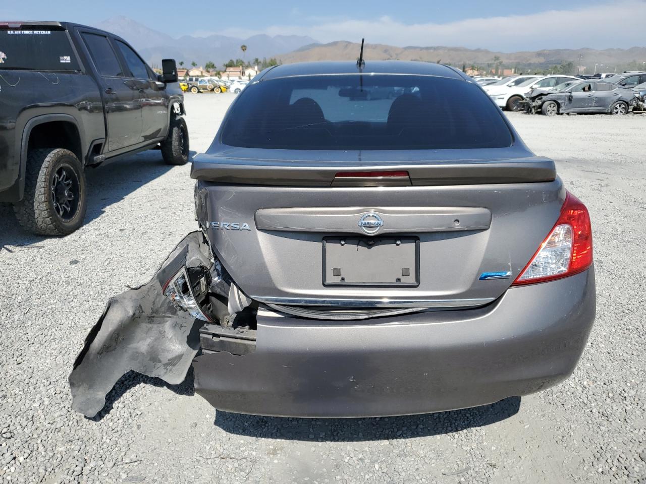 2014 Nissan Versa S VIN: 3N1CN7AP4EL859432 Lot: 61082985