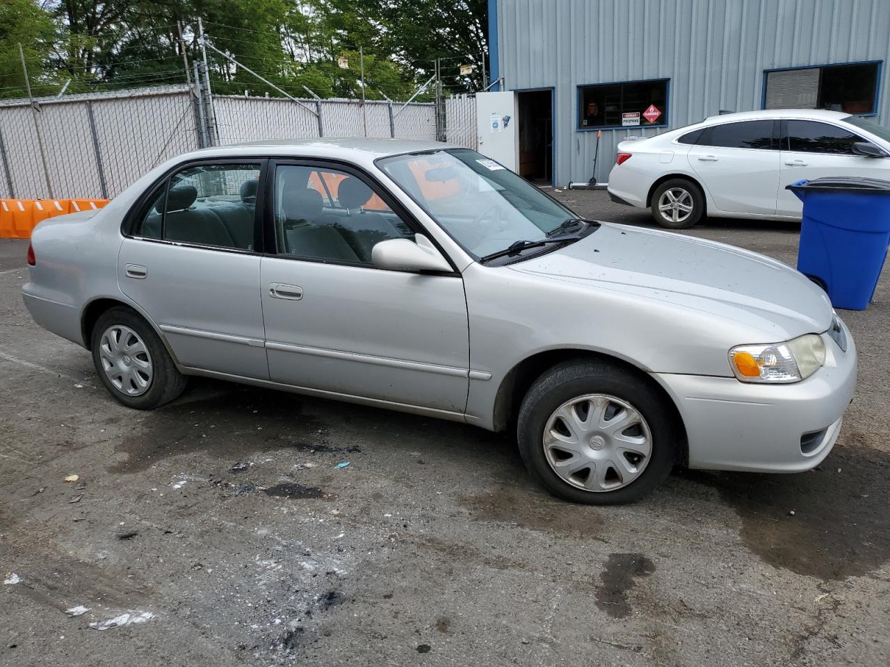 TOYOTA COROLLA 2001 VIN 1NXBR12E51Z550362 zdjęcie 4
