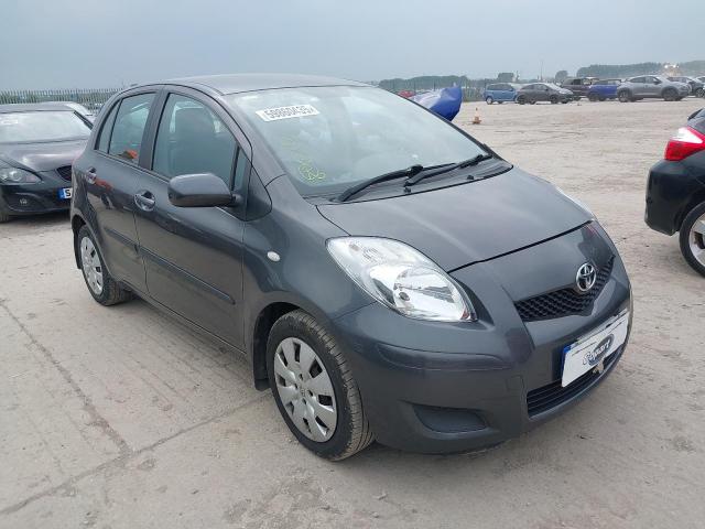 2009 TOYOTA YARIS TR V