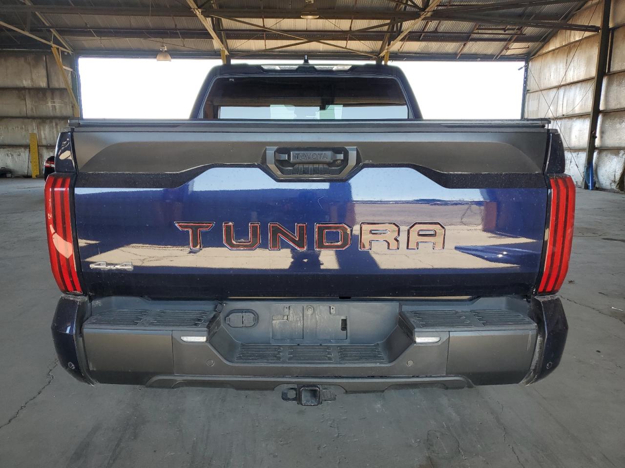 2022 Toyota Tundra Crewmax Sr VIN: 5TFLA5DB3NX028618 Lot: 61807005