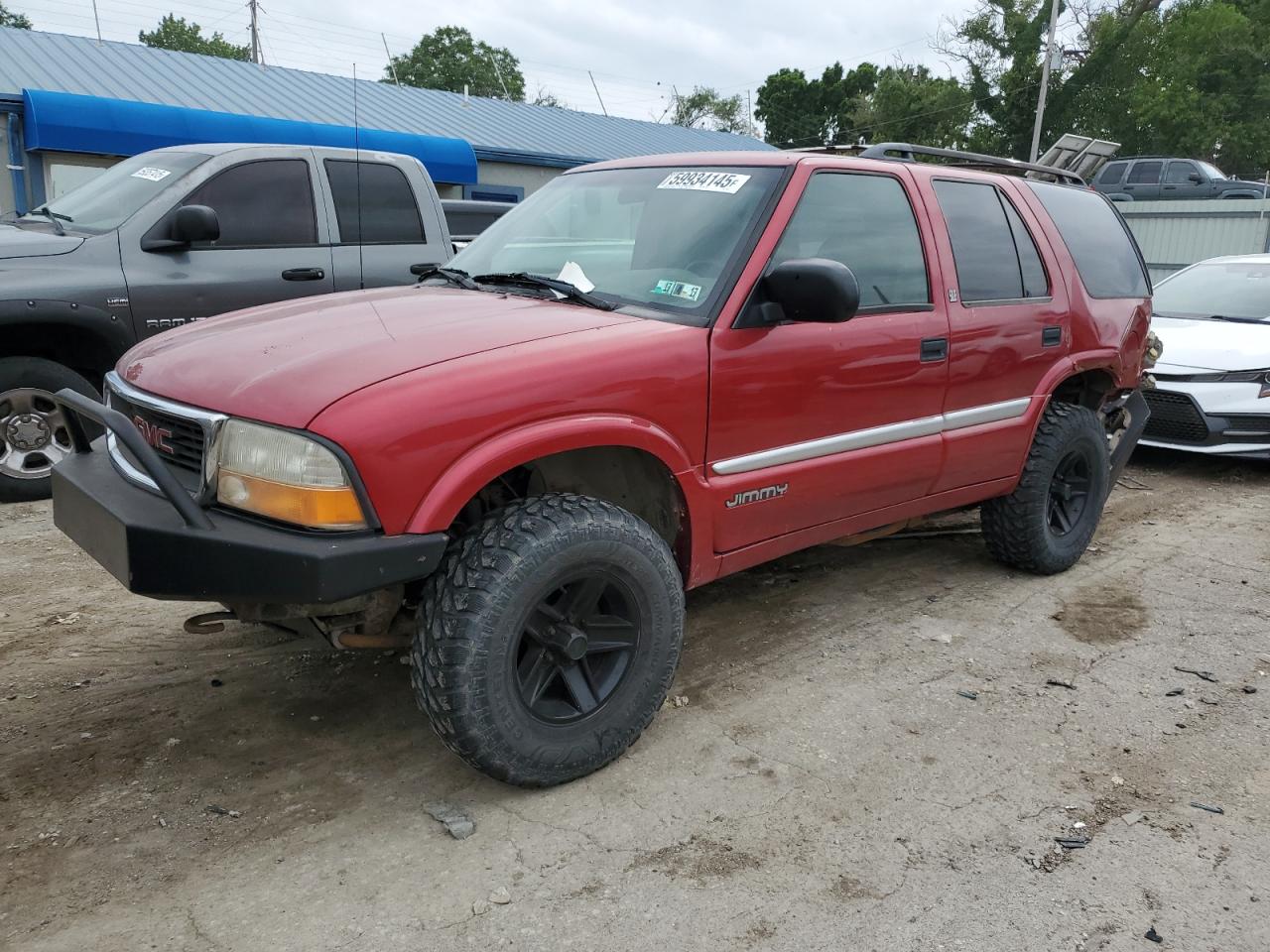 2000 Gmc Jimmy / Envoy for Sale in Wichita, KS - Rear End