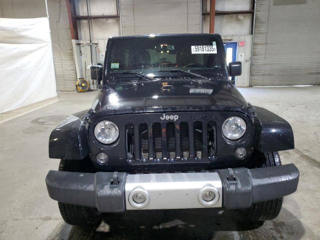 Parquets JEEP WRANGLER 2015 Czarny