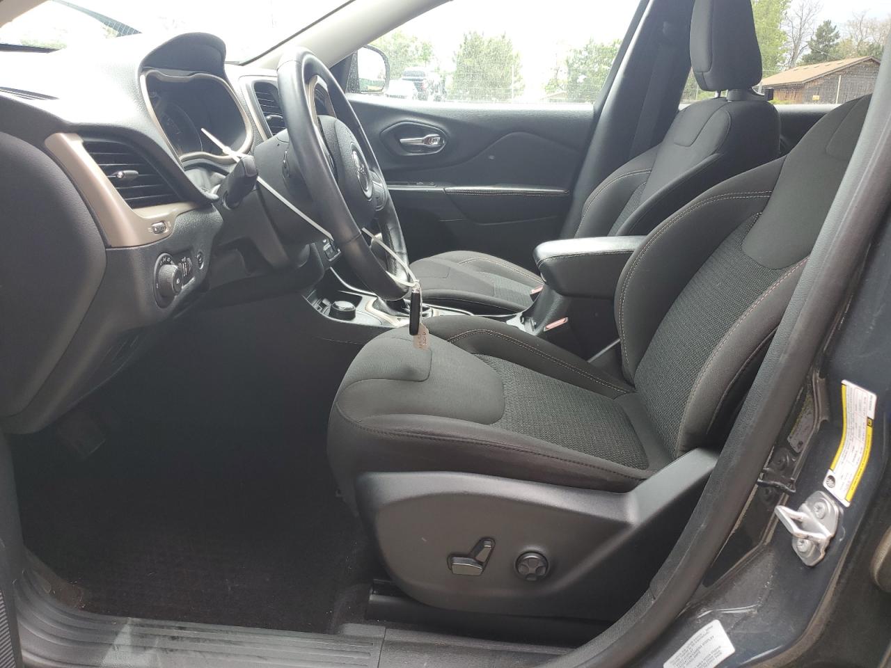 2017 Jeep Cherokee Latitude VIN: 1C4PJMCS3HW509153 Lot: 62576275