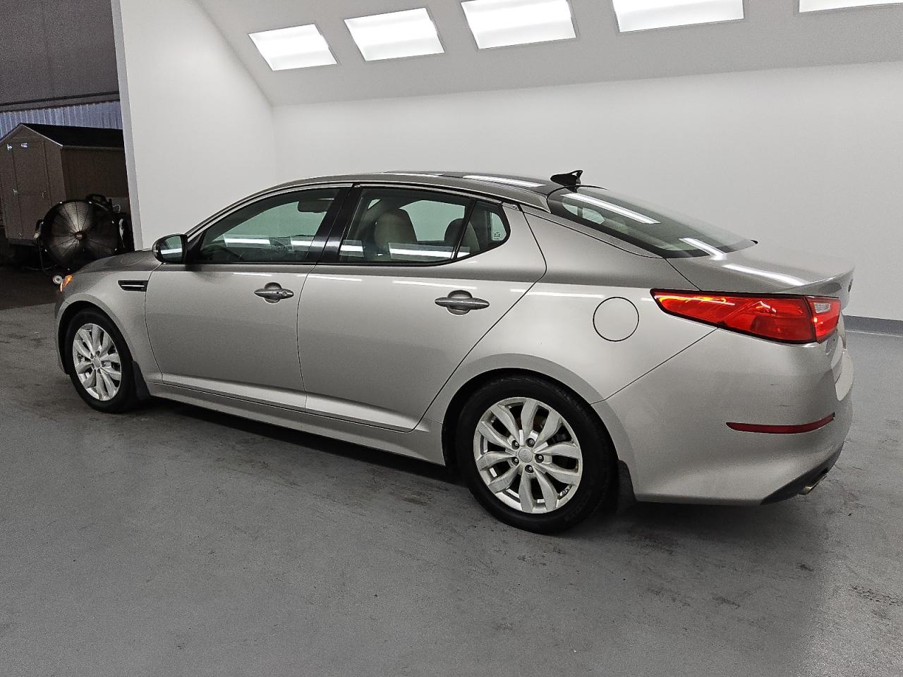 2015 Kia Optima Ex VIN: 5XXGN4A79FG412296 Lot: 60649895