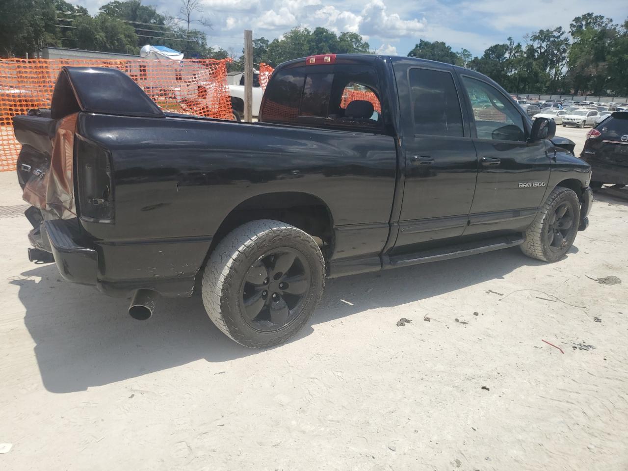 DODGE RAM 1500 2004 VIN 1D7HA18D44J208479 photo 3