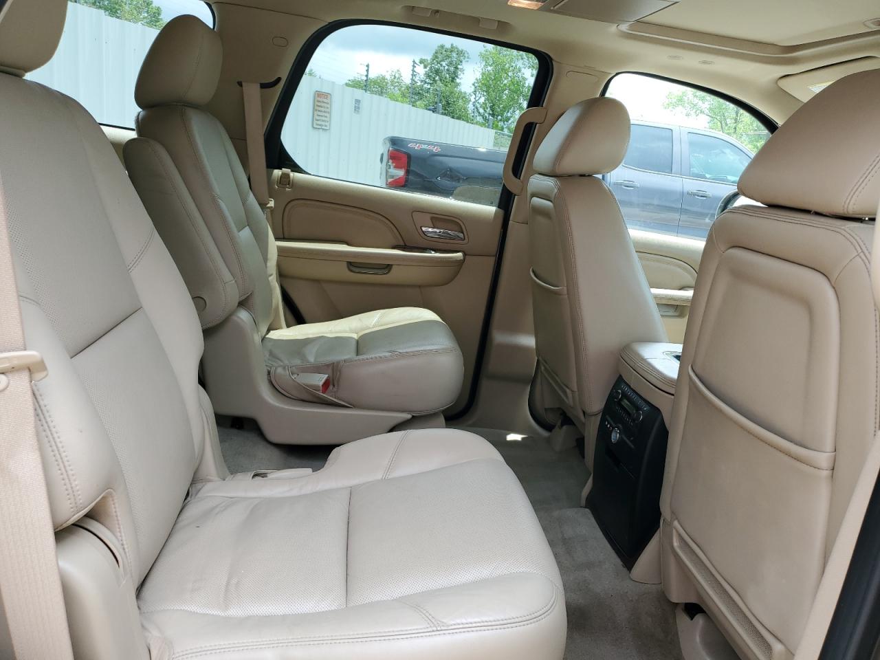 2012 Cadillac Escalade Luxury VIN: 1GYS4BEF6CR121227 Lot: 61399545