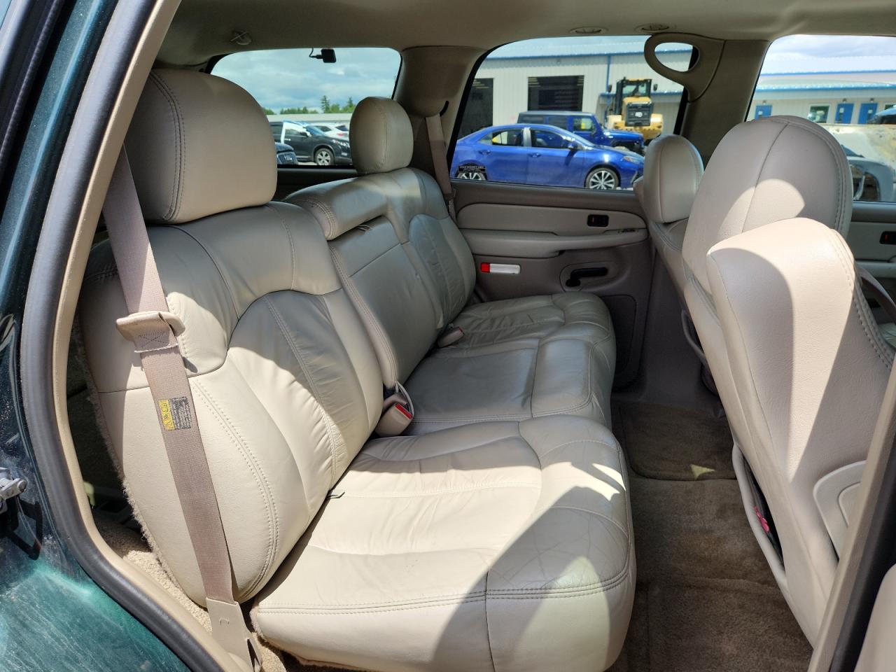 2001 Chevrolet Tahoe K1500 VIN: 1GNEK13T81J275324 Lot: 60813575