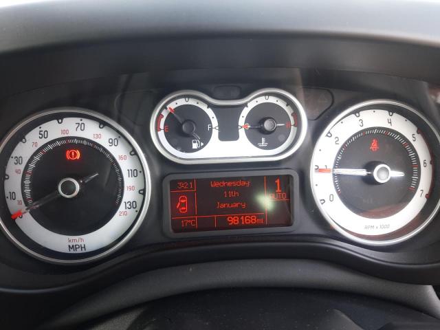 2013 FIAT 500L TREKK