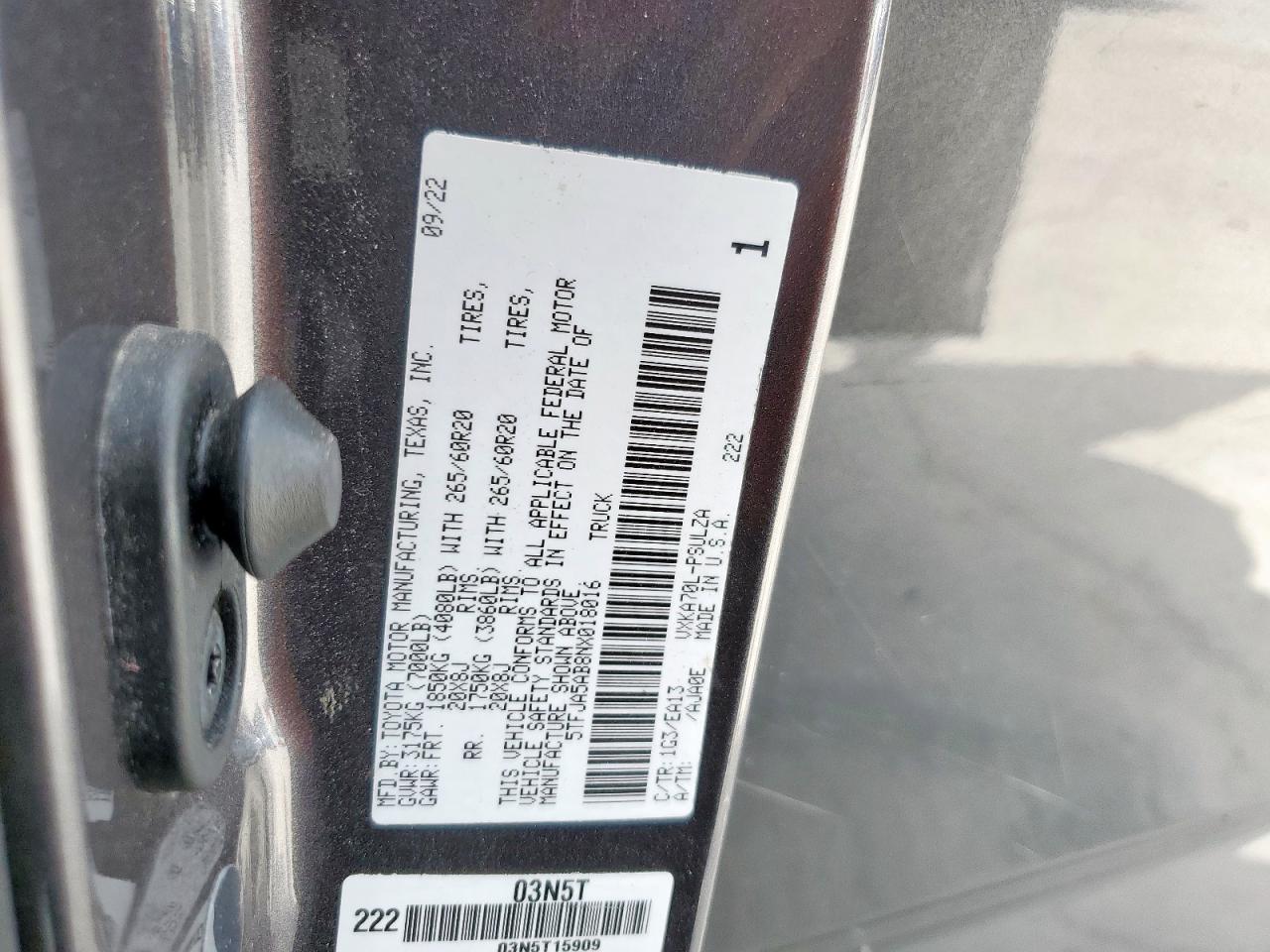 2022 Toyota Tundra Crewmax Limited VIN: 5TFJA5AB8NX018016 Lot: 61646435