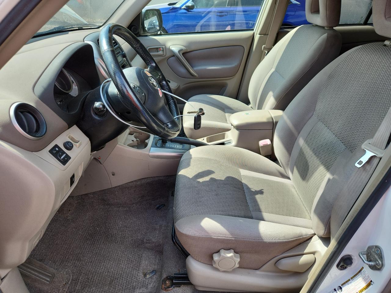 2004 Toyota Rav4 VIN: JTEHD20V640008944 Lot: 61630295
