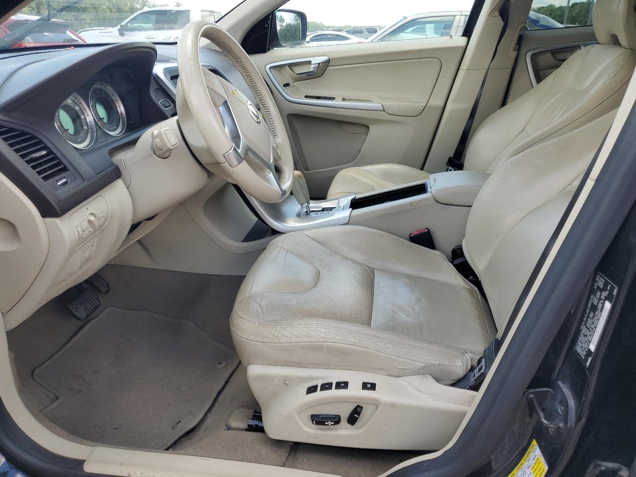 2011 Volvo Xc60 3.2 VIN: YV4952DL9B2206995 Lot: 61926985