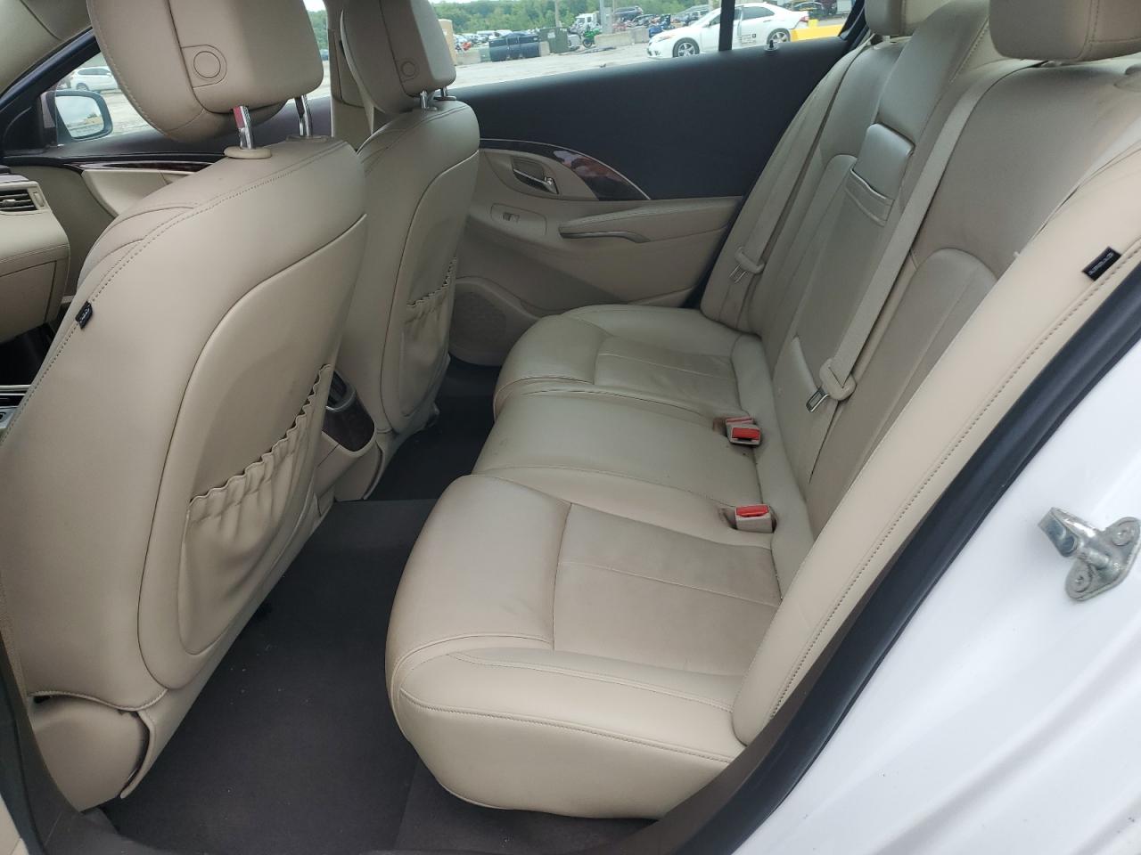 2014 Buick Lacrosse VIN: 1G4GB5G31EF101800 Lot: 62314895