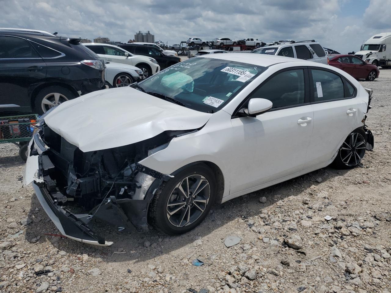 2023 Kia Forte Lx zu verkaufen in New Orleans, LA - Front End