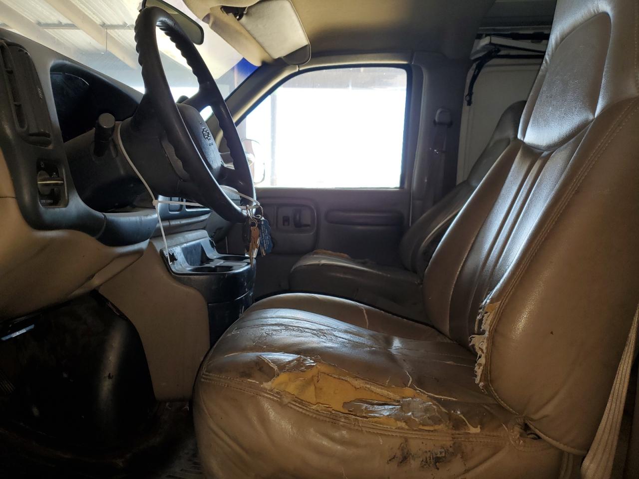 1999 Chevrolet Express G3500 VIN: 1GCHG35R5X1012902 Lot: 62794115