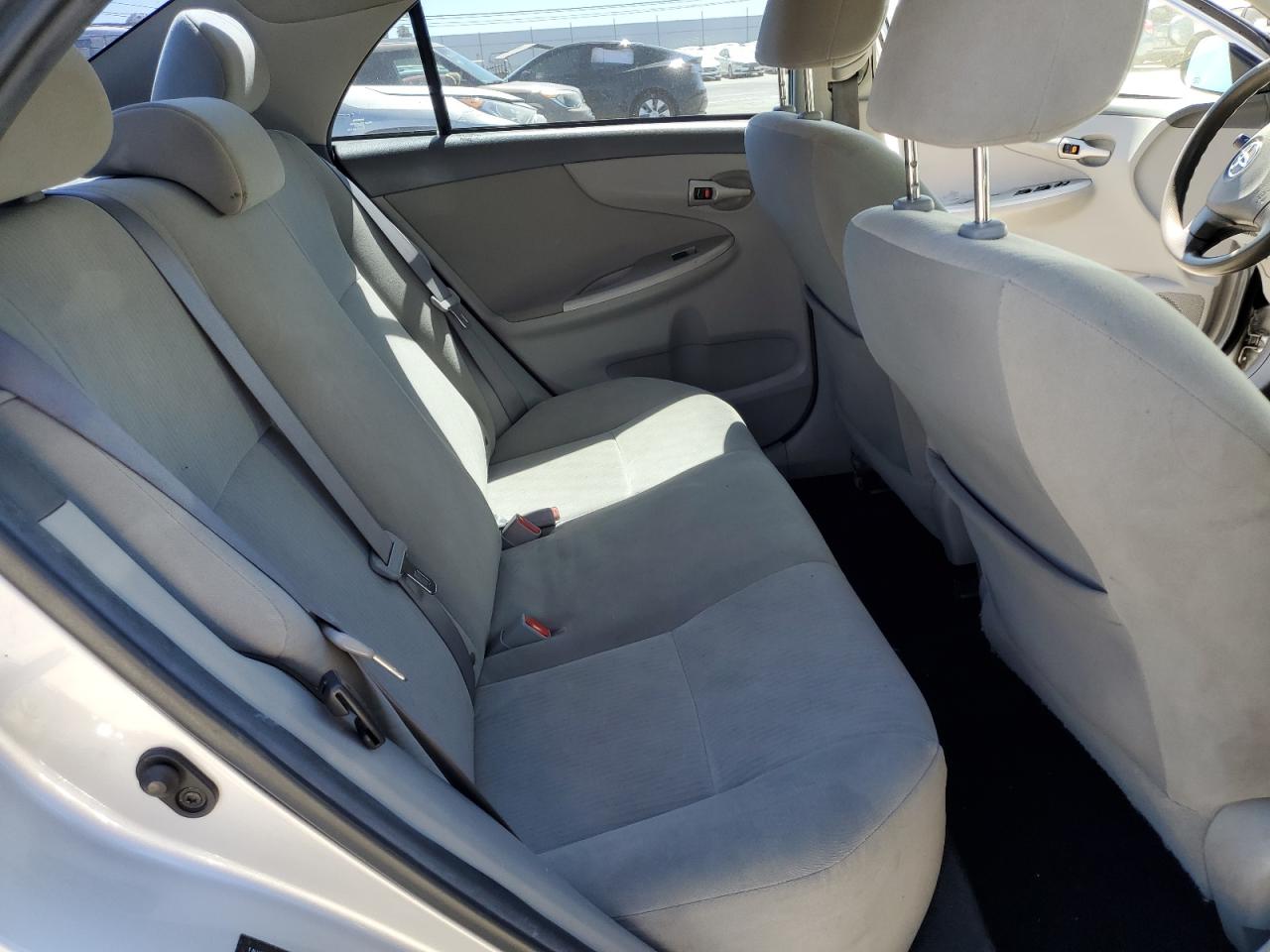 2010 Toyota Corolla Base VIN: 1NXBU4EE5AZ377132 Lot: 62966935
