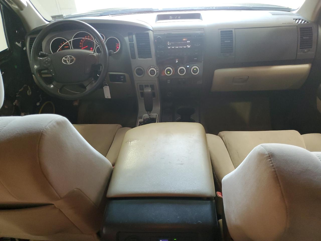 2010 Toyota Sequoia Sr5 VIN: 5TDBY5G1XAS034555 Lot: 62820935