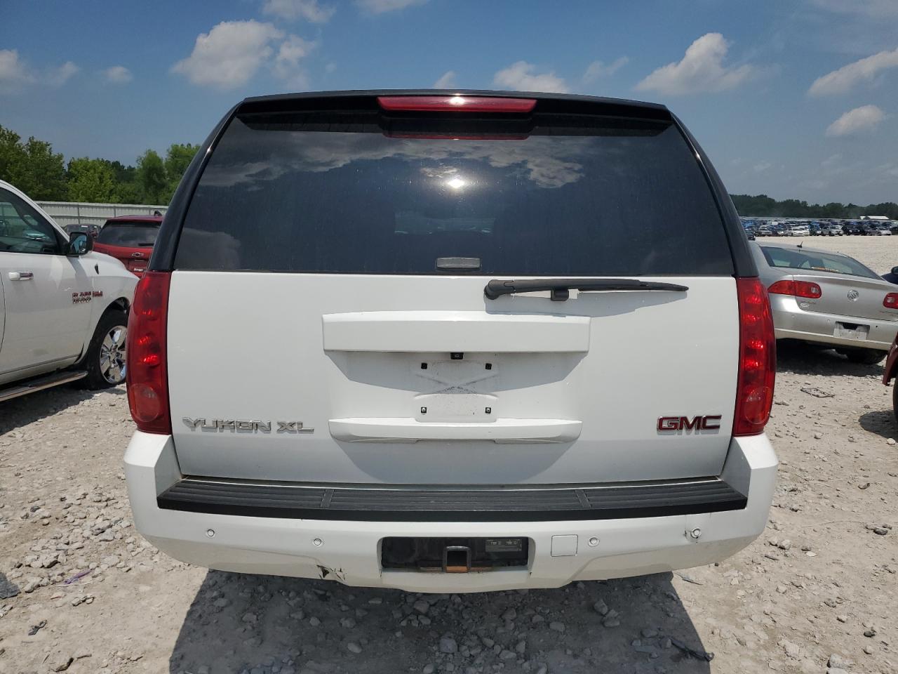 2013 GMC Yukon Xl K1500 Slt VIN: 1GKS2KE7XDR140499 Lot: 62333725