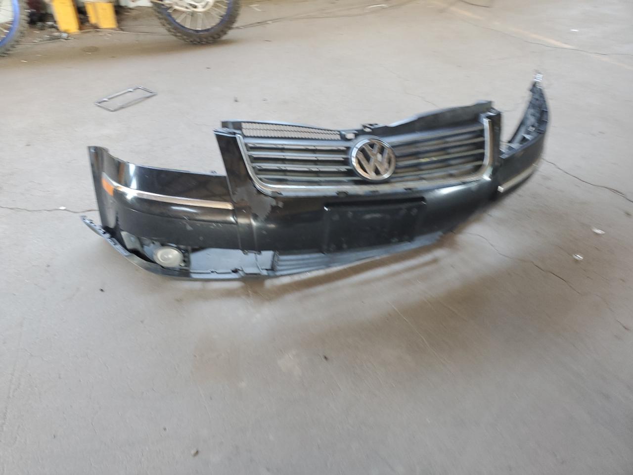 2002 Volkswagen Passat Glx VIN: WVWRH63B92P238729 Lot: 62514415