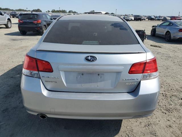  SUBARU LEGACY 2012 Srebrny