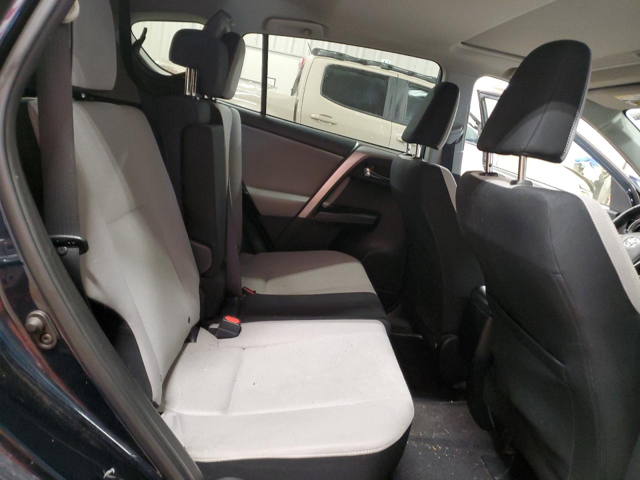 2017 Toyota Rav4 Xle VIN: JTMRFREV8HJ114137 Lot: 61826655