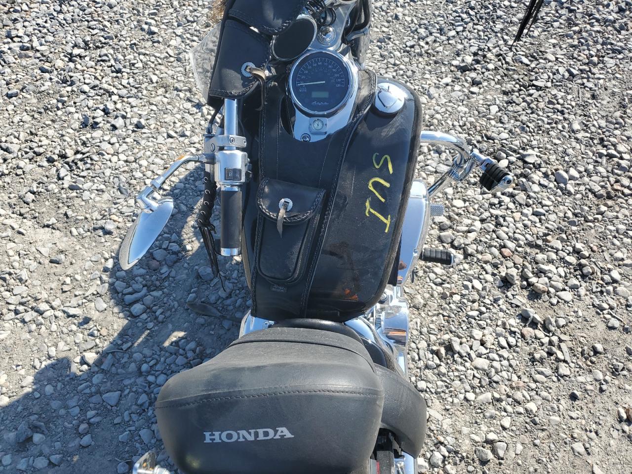 2004 Honda Vt750 C VIN: JH2RC50074K011297 Lot: 62014715