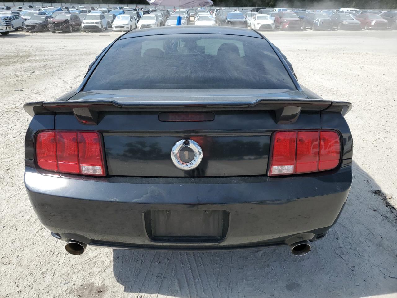 2005 Ford Mustang VIN: 1ZVFT80N055111232 Lot: 62728805