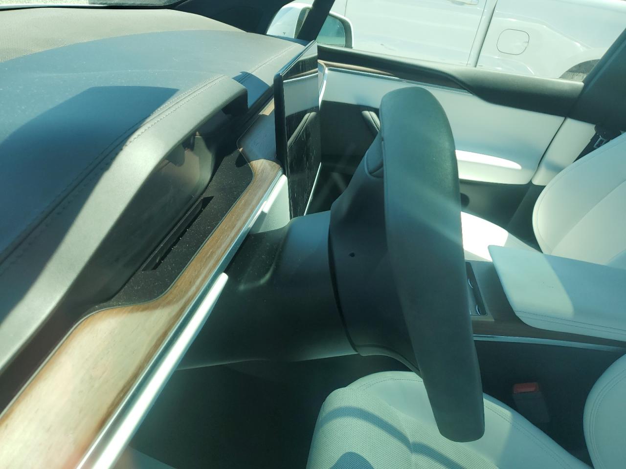 2023 Tesla Model X VIN: 7SAXCBE50PF366609 Lot: 63017265