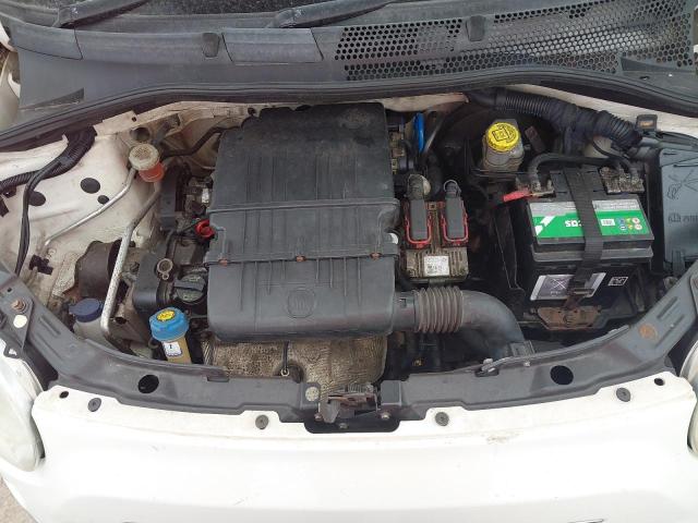 2010 FIAT 500 LOUNGE