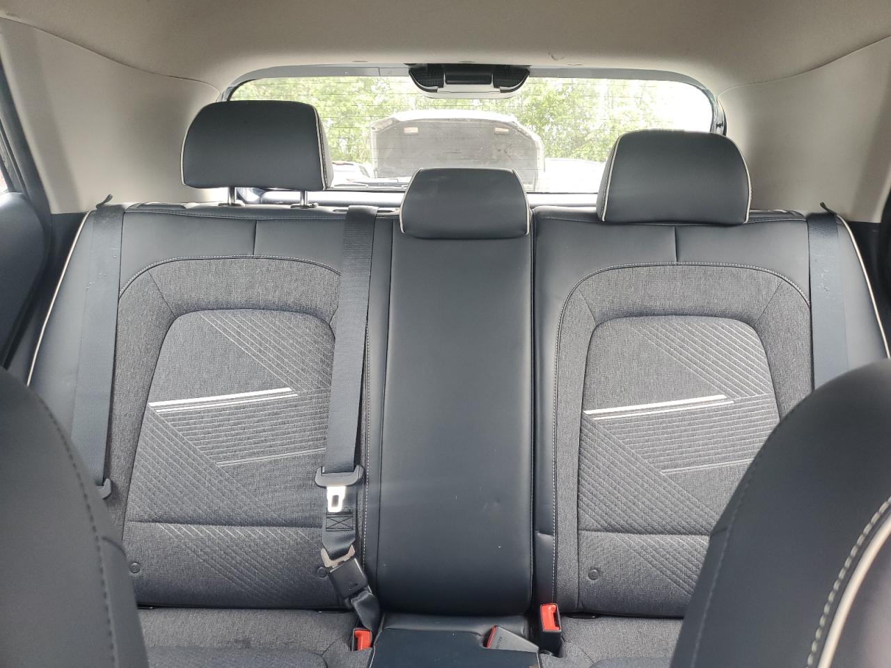2022 Hyundai Venue Sel VIN: KMHRC8A33NU199742 Lot: 62558575