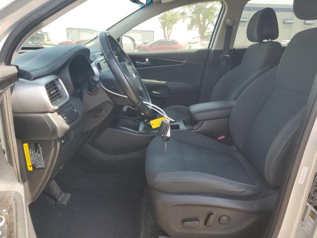  KIA SORENTO 2016 Srebrny