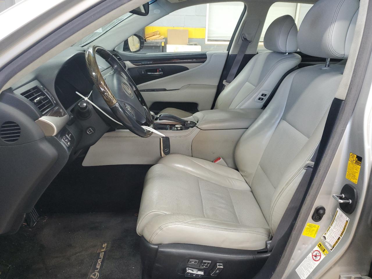 2013 Lexus Ls 460 VIN: JTHBL5EF0D5124741 Lot: 61571985