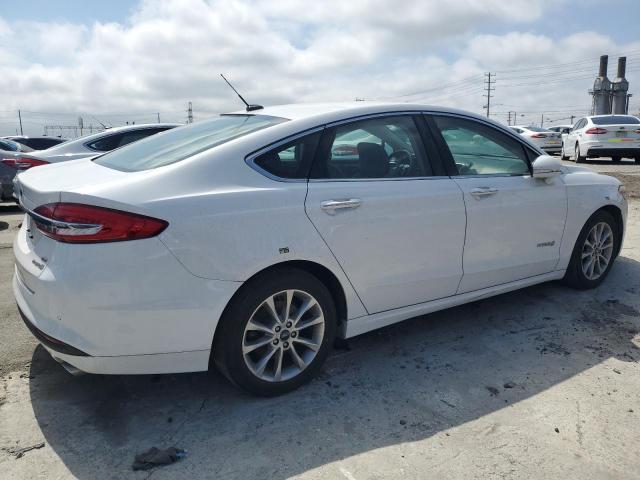 Седаны FORD FUSION 2017 Белый