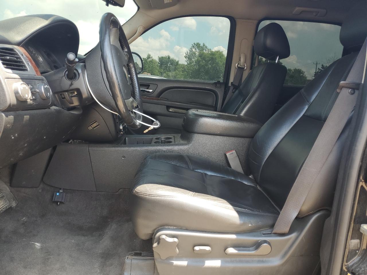 2011 Chevrolet Suburban K1500 Lt VIN: 1GNSKJE30BR209806 Lot: 62532065