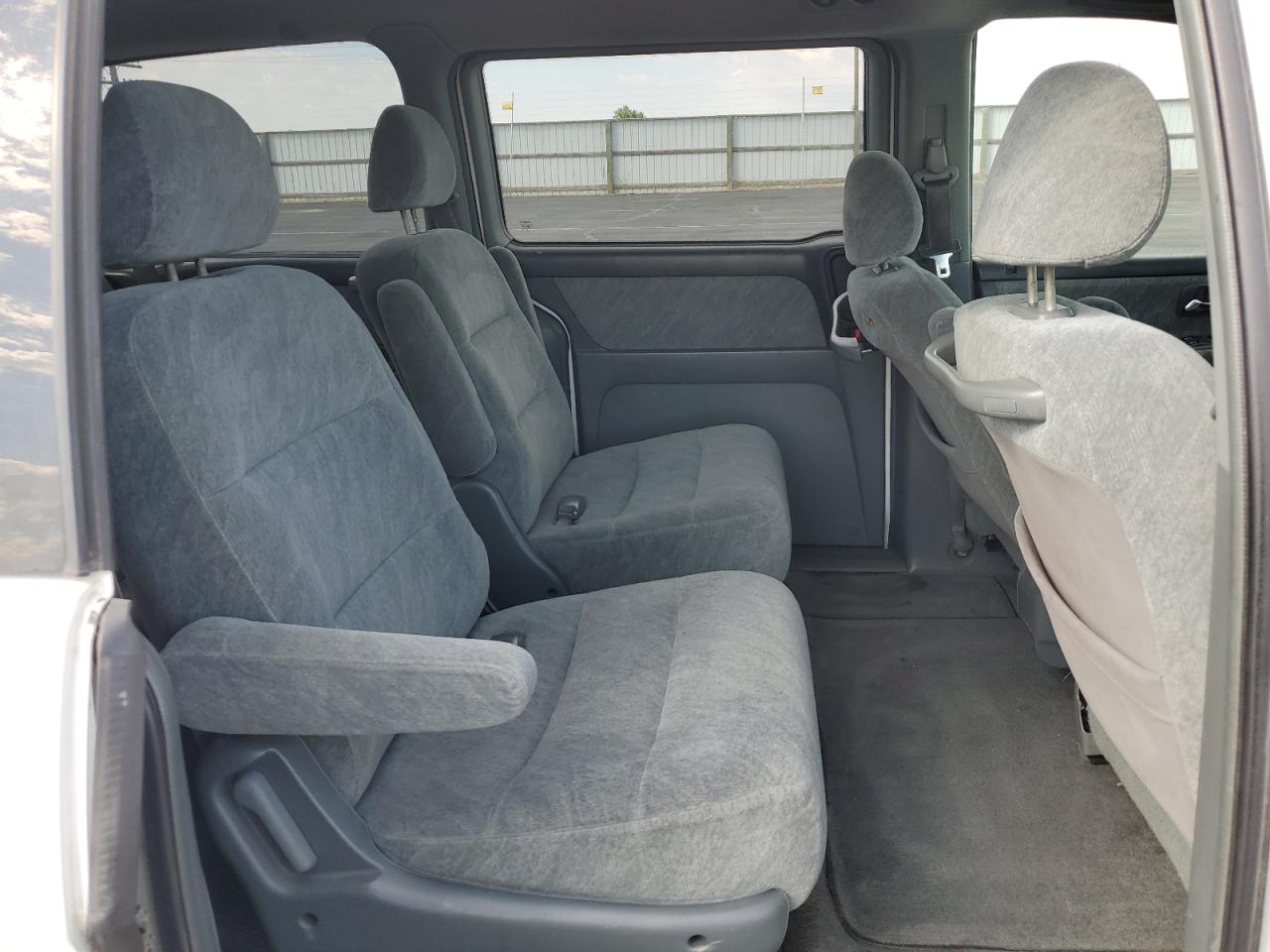 2000 Honda Odyssey Ex VIN: 2HKRL186XYH581728 Lot: 60740075