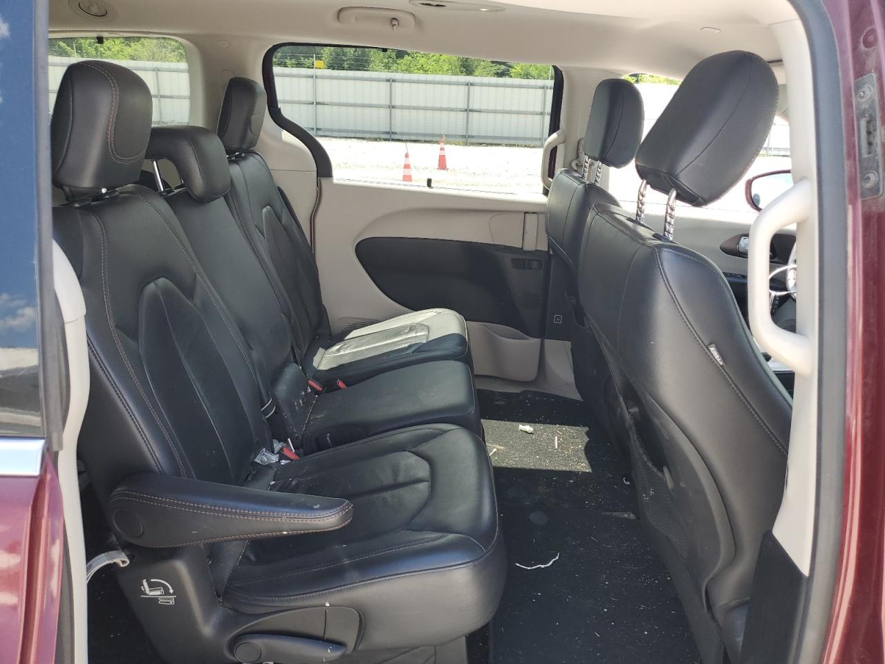 CHRYSLER PACIFICA 2017 VIN 2C4RC1BG3HR823411 фото 11