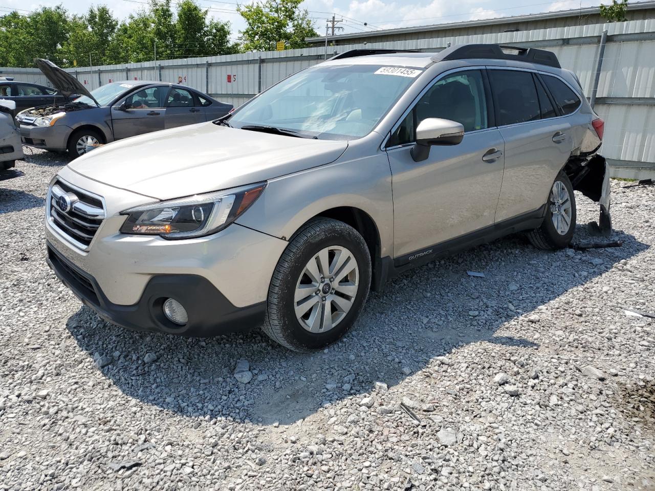2018 Subaru Outback 2.5I Premium for Sale in Walton, KY - Rear End