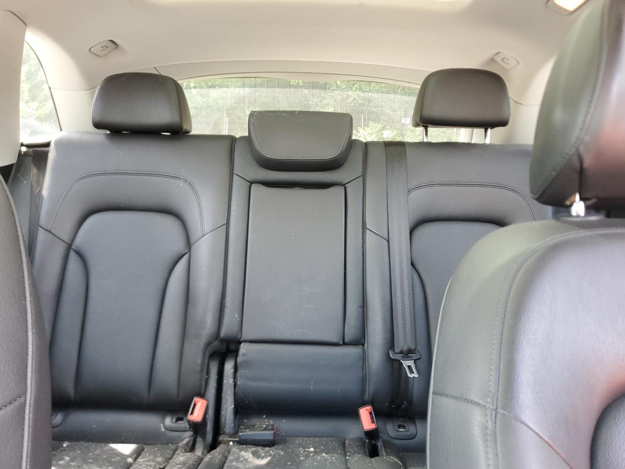 2016 Audi Q5 Premium VIN: WA1C2AFP2GA135979 Lot: 60890165