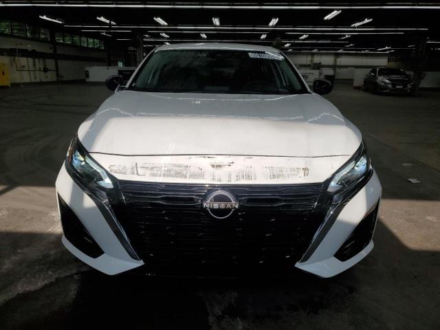  NISSAN ALTIMA 2024 White