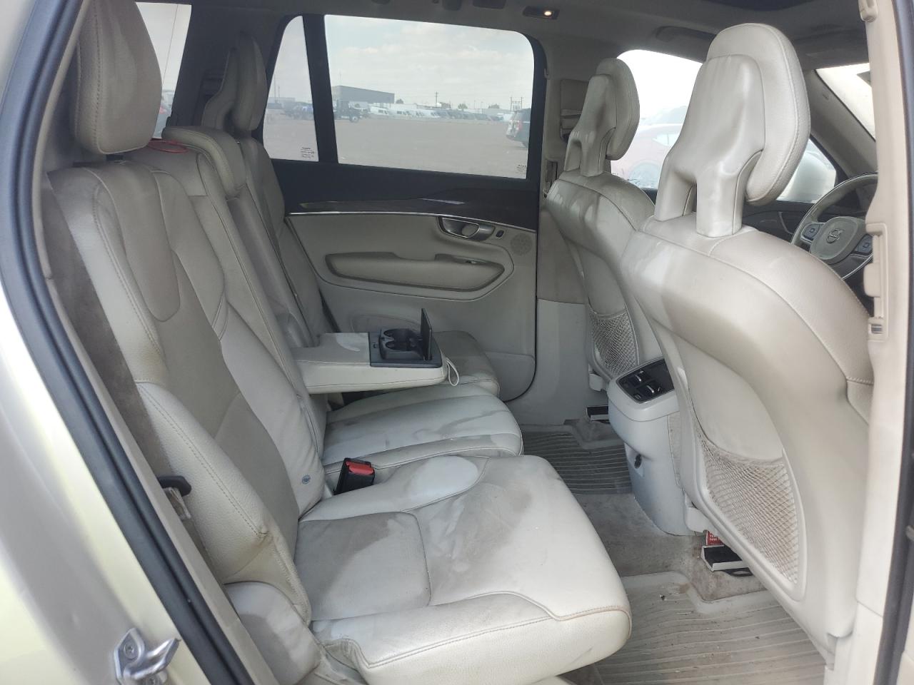 2016 Volvo Xc90 T6 VIN: YV4A22PK5G1038813 Lot: 63195975