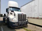 2019 Peterbilt 579 Semi Truck for Sale in Woodhaven, MI - Minor Dent/Scratches