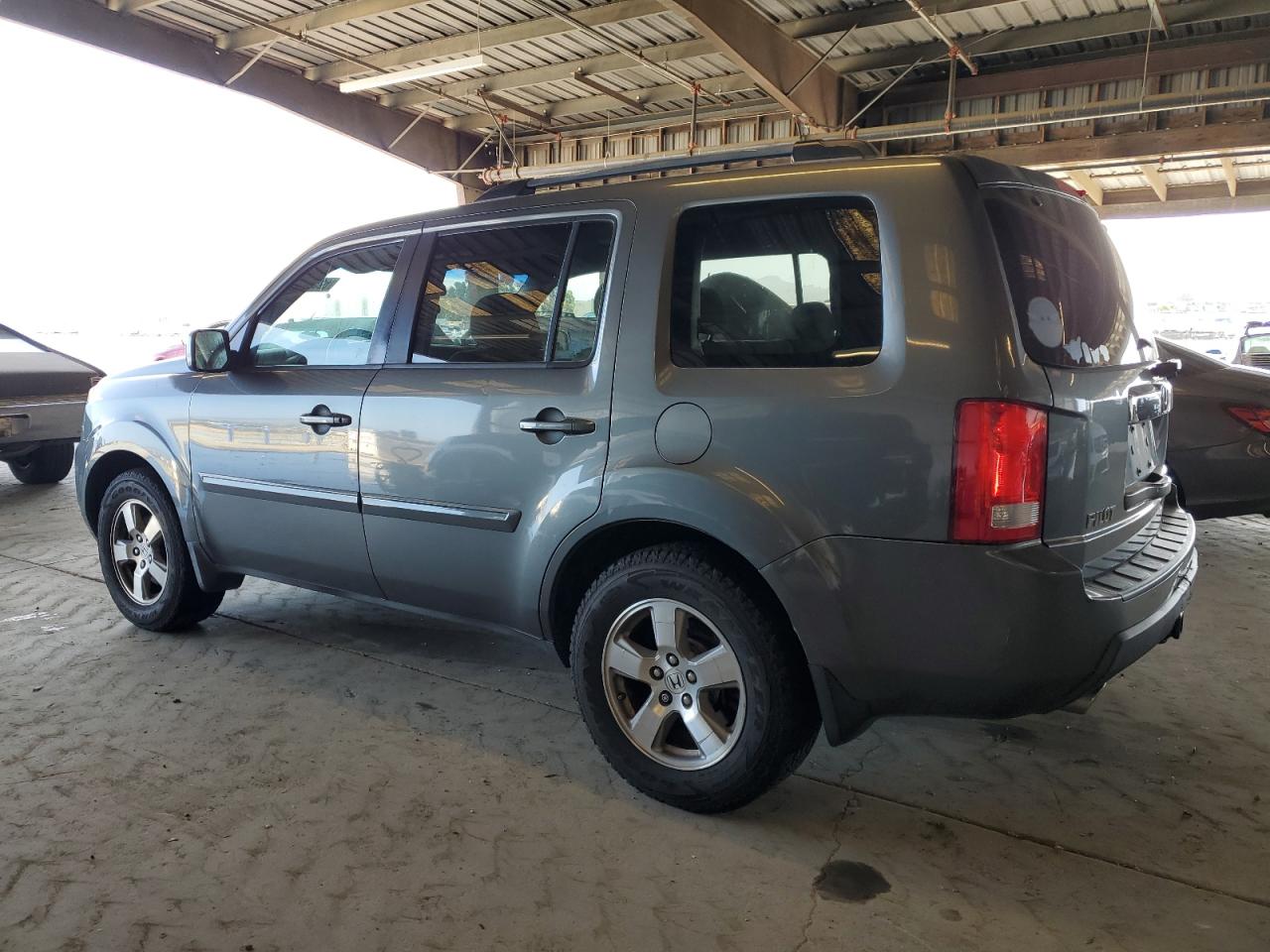 HONDA PILOT 2009 VIN 5FNYF48459B001823 photo 2