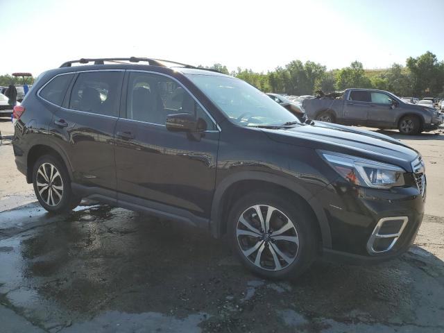  SUBARU FORESTER 2019 Czarny