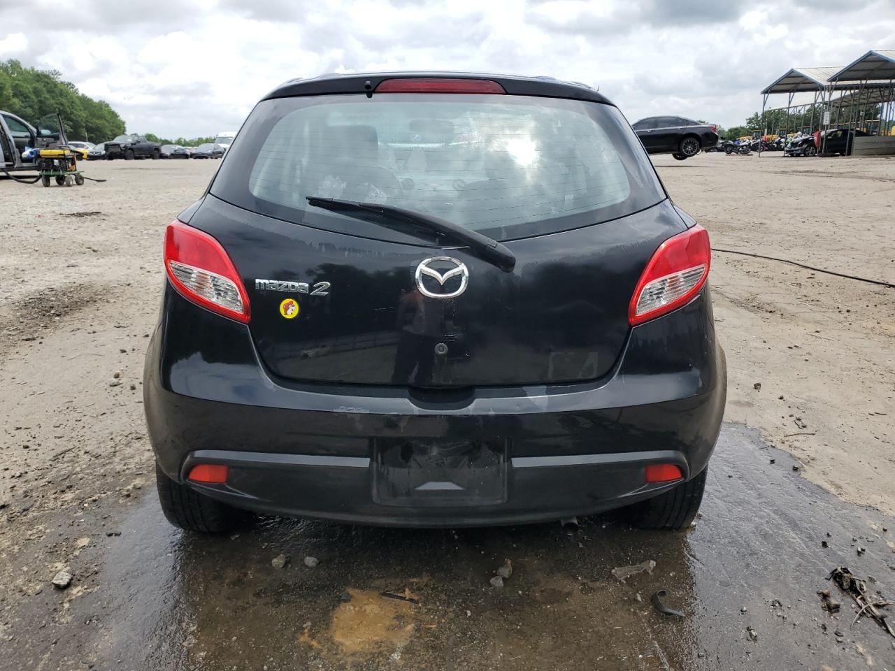 2011 Mazda Mazda2 VIN: JM1DE1HY1B0107385 Lot: 58813885