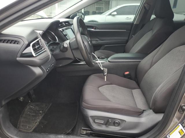  TOYOTA CAMRY 2018 Серый
