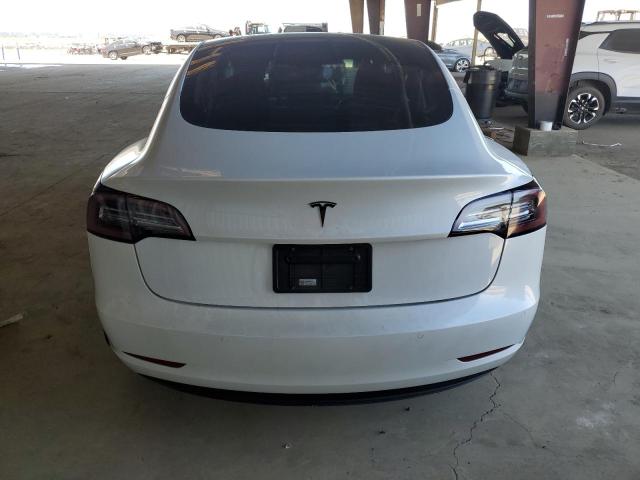  TESLA MODEL 3 2021 Biały