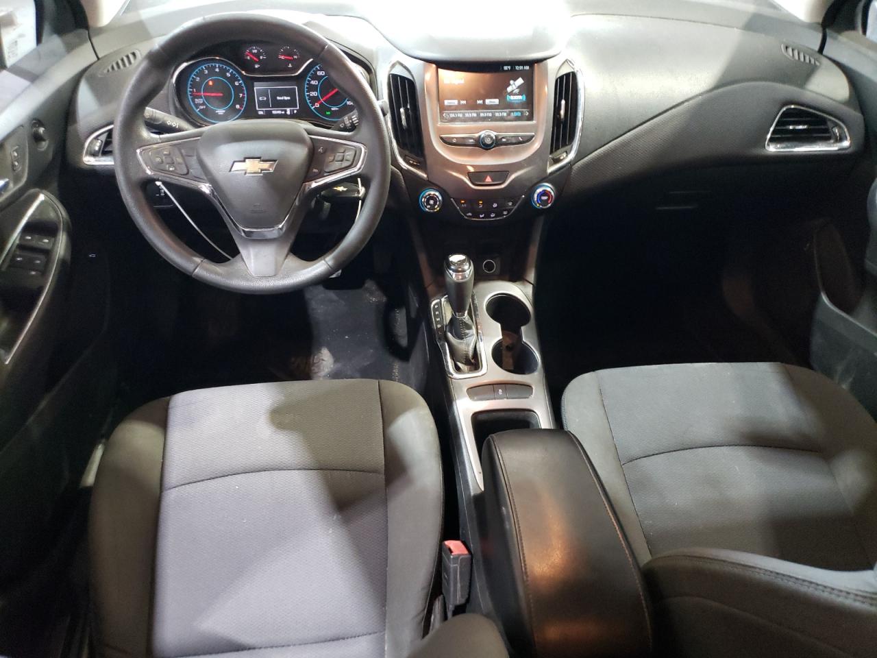 CHEVROLET CRUZE 2017 VIN 1G1BE5SM0H7170930 фото 8