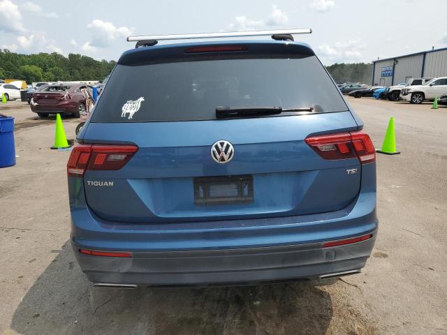  VOLKSWAGEN TIGUAN 2018 Синий