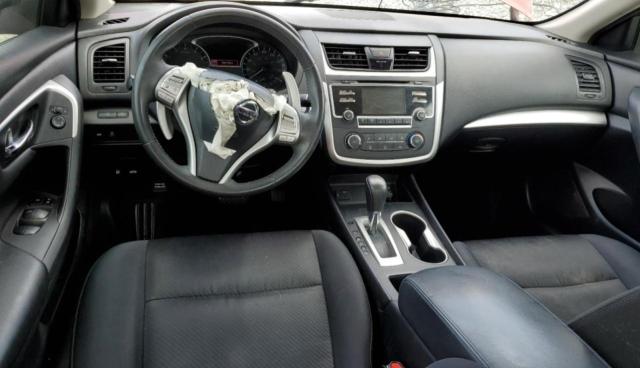  NISSAN ALTIMA 2017 Bordowy