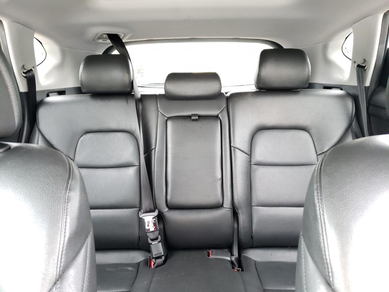 HYUNDAI TUCSON 2017 VIN KM8J33A25HU534656 фото 10