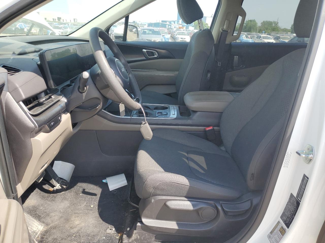 2025 Kia Carnival Lx VIN: KNDNB5K34S6483397 Lot: 60154235